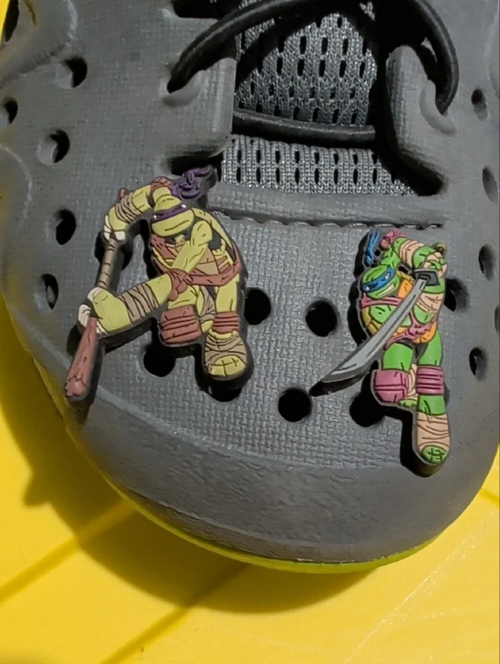 CROCS Kids Size 3 Gray & Lime Water Shoes with Ninja Turtle Charms